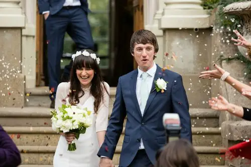 HamptonCourtHouseWeddingPhotographer_confetti