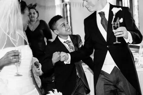TudorBarnElthamWeddingPhotographer